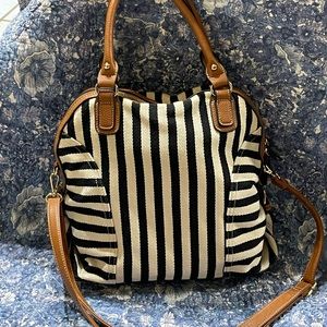 Gently used, name brand purses. Excellent condition!